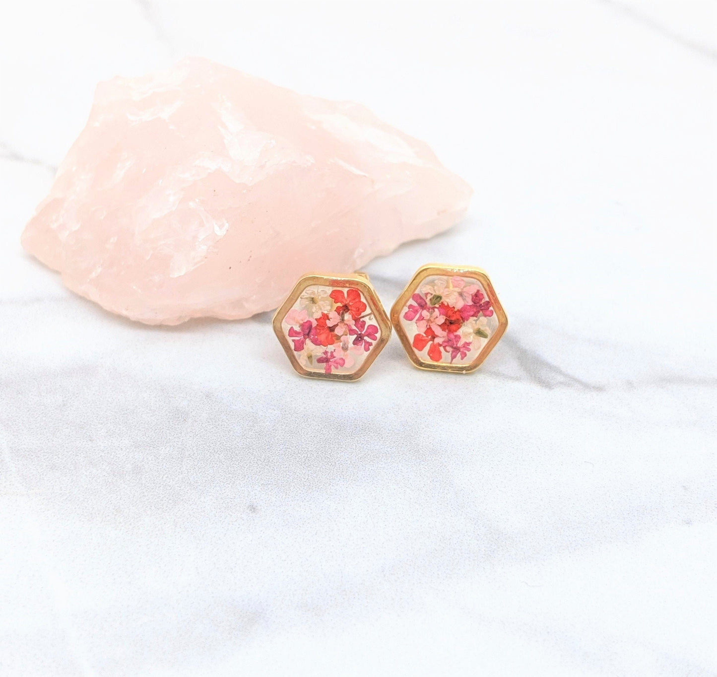 Pressed Flower Earrings 24K Gold Plated Hexagon Stud Earring, Magenta, Red, Fuchsia, Light Pink, Pressed Flower Jewelry, Dry Flower Posts