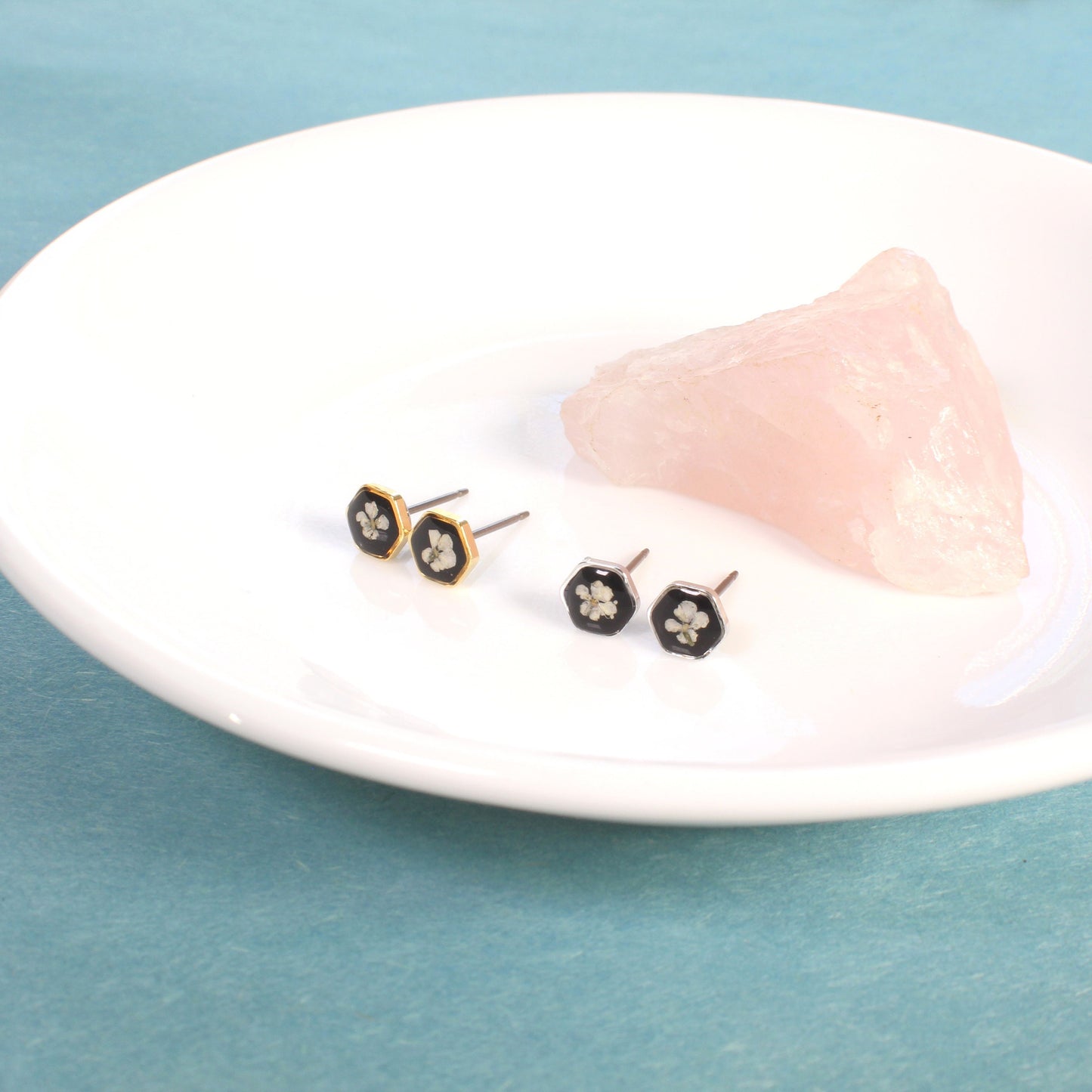 Tiny real pressed flower earrings, Gold hexagons, white, black, minimalist studs, pressed flowers, titanium posts, handmade resin jewelry