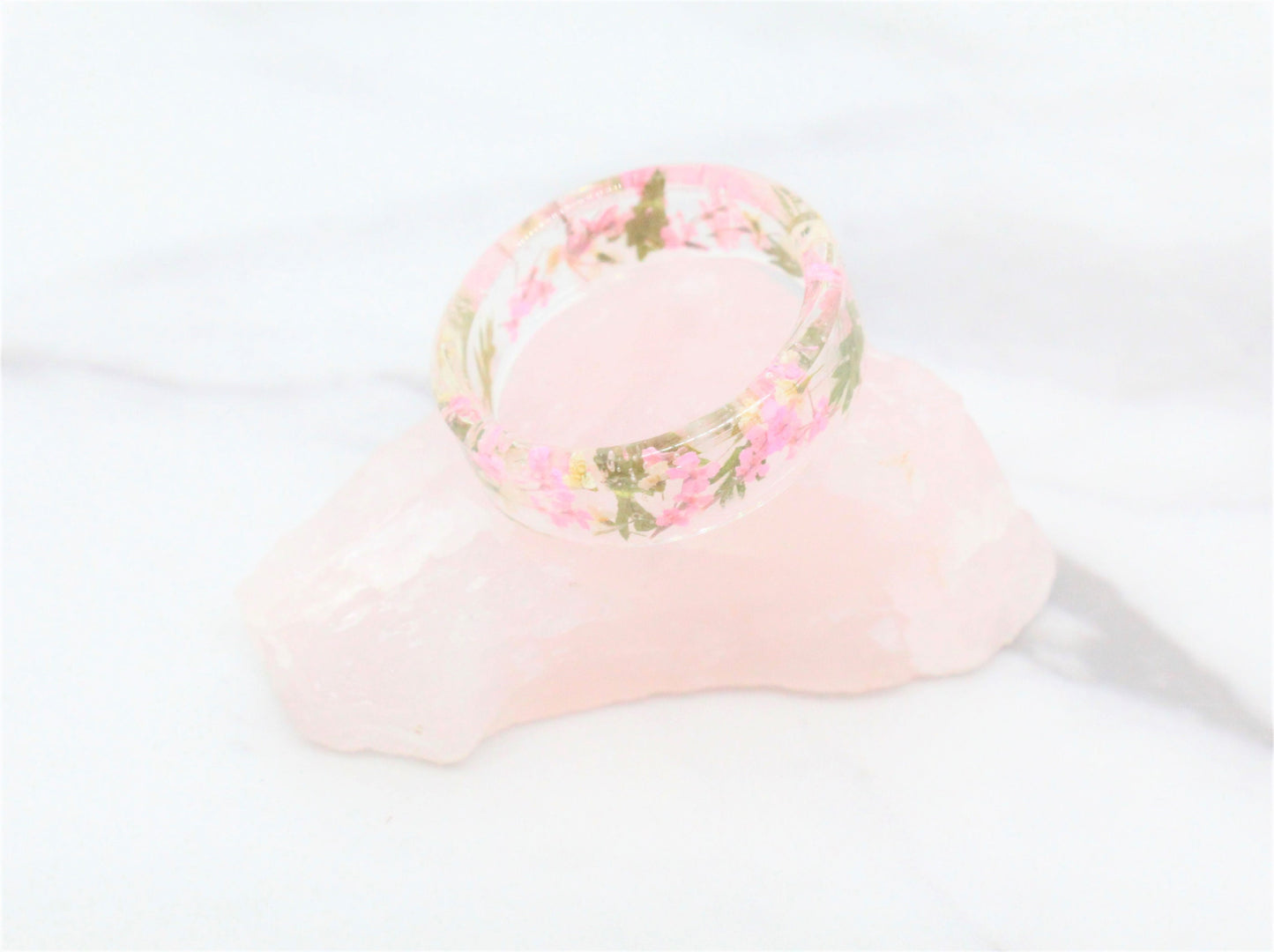 Real Pressed Flower Ring, Blush, White, and Leaves Clear Resin Band, Pressed Flower Jewelry, Dry Flower Ring, Real Flower Ring, Pink Ring