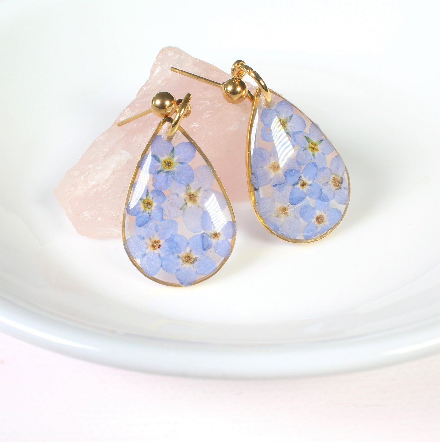 Gold forget me not earrings, teardrop dangles, pressed flowers, forget-me-not, handmade, blue dry flower resin earrings, wedding, bridesmaid