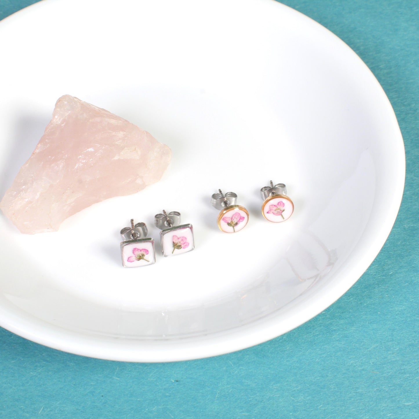 Tiny pressed flower earrings, light pink dry flower studs, hypoallergenic titanium, botanical wildflower jewelry, minimalist, small handmade