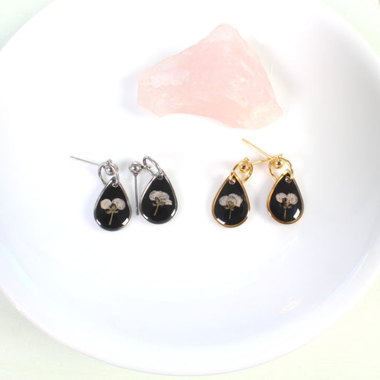 Dainty gold pressed flower dangle earrings, black, white, natural flower jewelry, handmade, resin botanical earrings, small teardrop stud