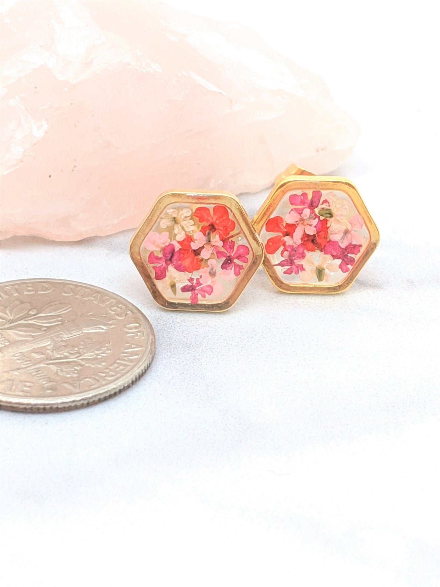 Pressed Flower Earrings 24K Gold Plated Hexagon Stud Earring, Magenta, Red, Fuchsia, Light Pink, Pressed Flower Jewelry, Dry Flower Posts