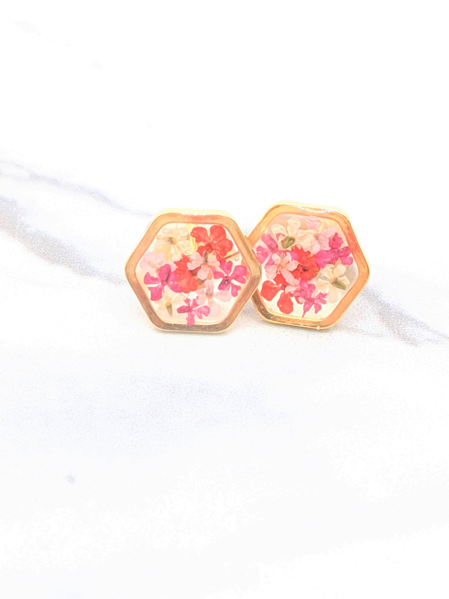 Pressed Flower Earrings 24K Gold Plated Hexagon Stud Earring, Magenta, Red, Fuchsia, Light Pink, Pressed Flower Jewelry, Dry Flower Posts
