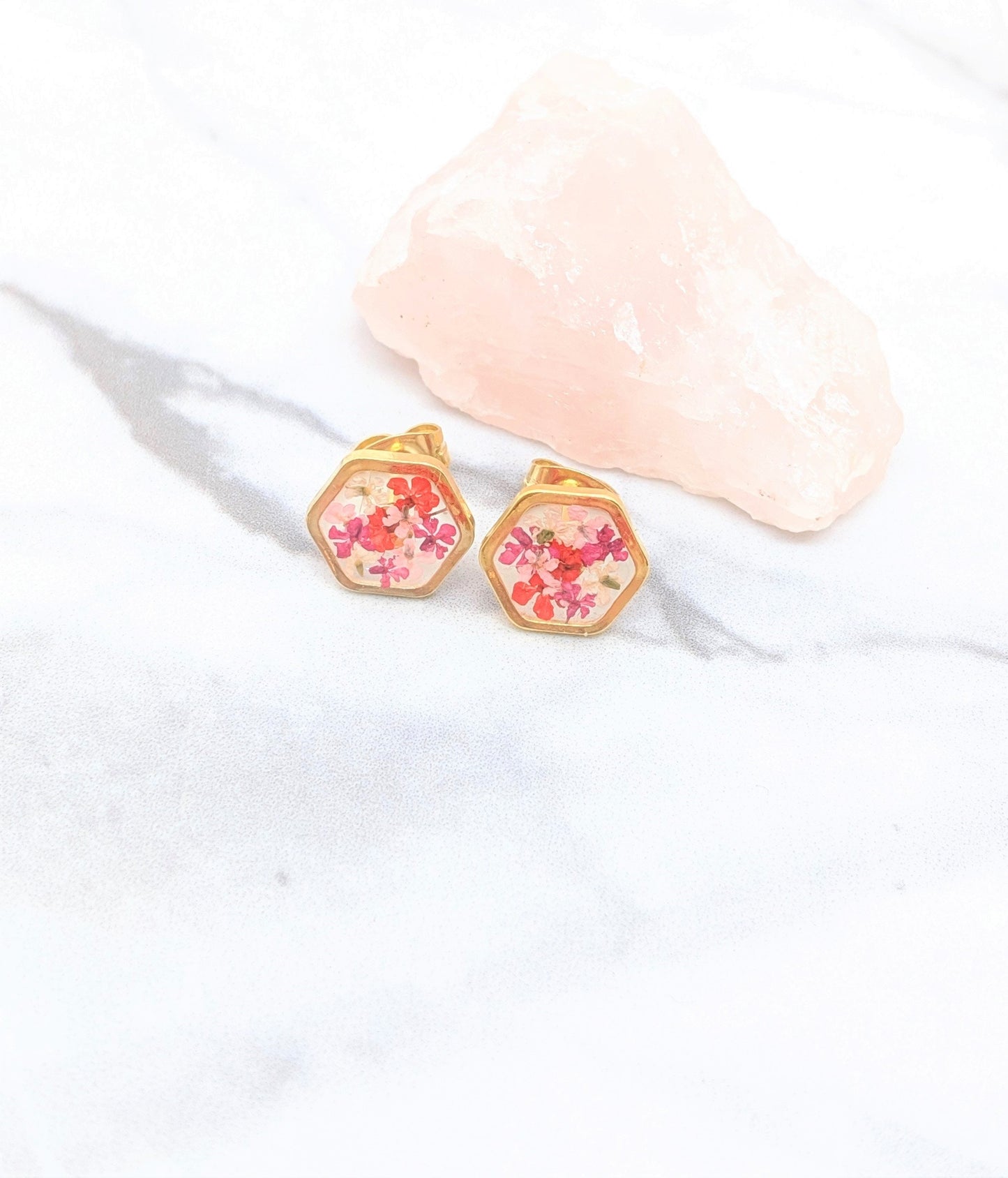 Pressed Flower Earrings 24K Gold Plated Hexagon Stud Earring, Magenta, Red, Fuchsia, Light Pink, Pressed Flower Jewelry, Dry Flower Posts