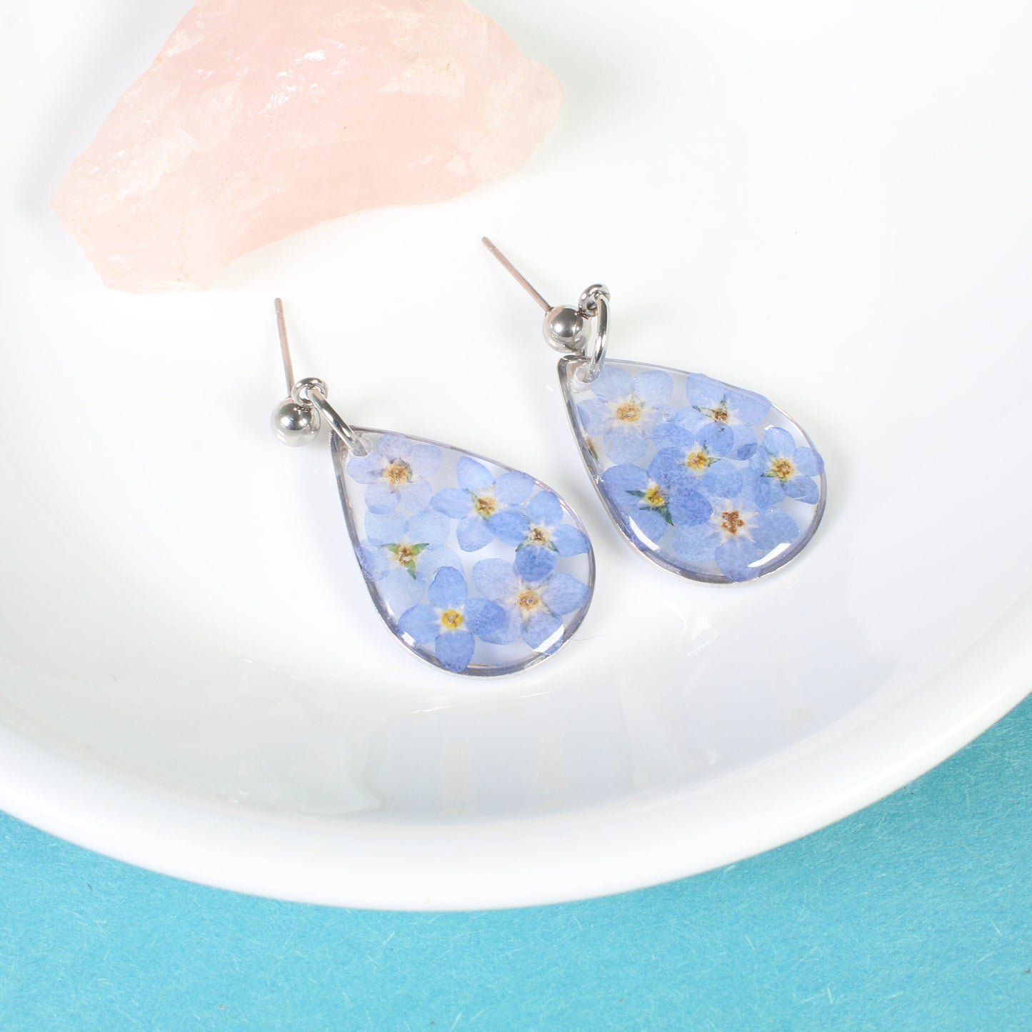 Gold forget me not earrings, teardrop dangles, pressed flowers, forget-me-not, handmade, blue dry flower resin earrings, wedding, bridesmaid
