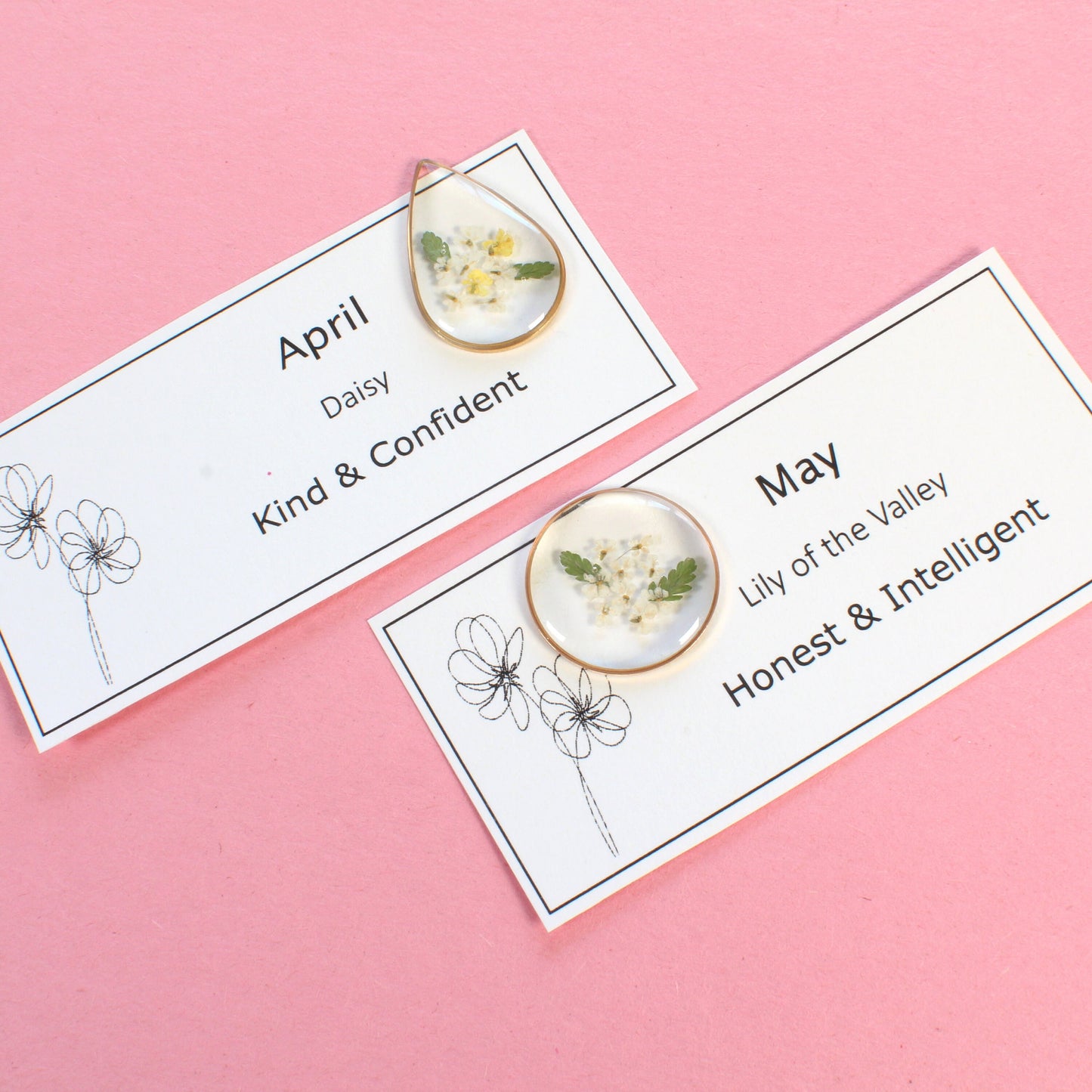 Custom birth month pressed flower bouquet necklace, unique gift for her, family garden resin jewelry personalized handmade botanical pendant