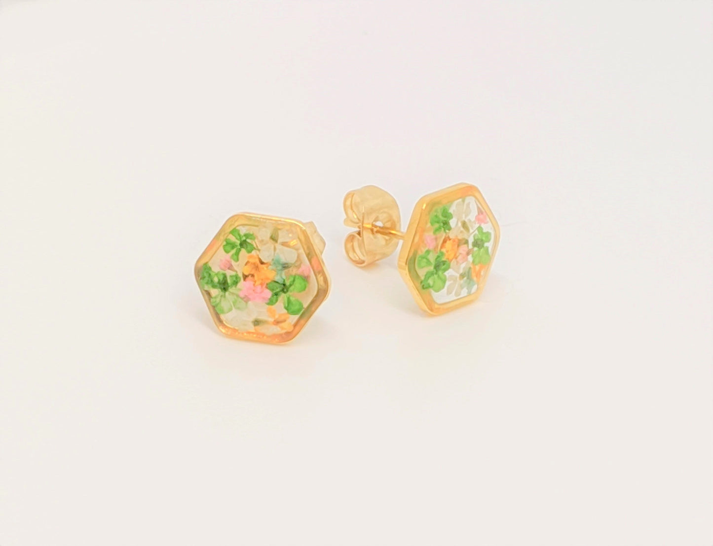 24k Gold Plated Hexagon Stud Earrings, Green Pressed Flower Earrings, Dry Flower Studs, Real Flower Jewelry, Green Flowers in Resin