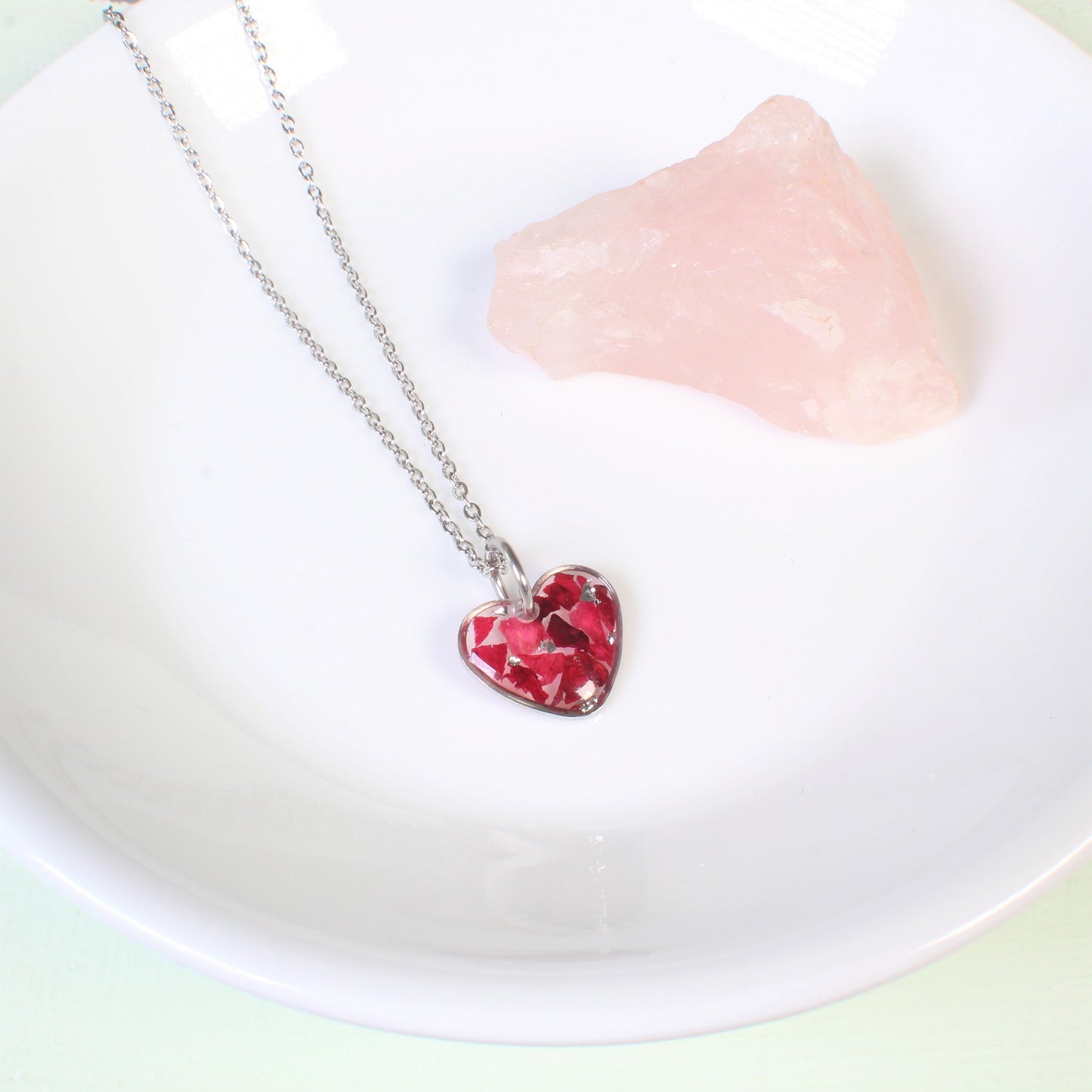 Heart Necklace, Rose Petals in Resin, Gold, Silver, Pressed Flower Jewelry Set, Stud Earrings, Dried Flowers, Mother's Day Gift for Her