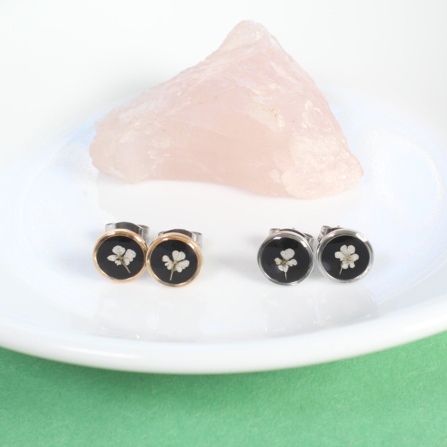 Small pressed flower stud earrings, gold, silver, black, white, handmade resin botanical jewelry, minimalist plant lover gift, titanium