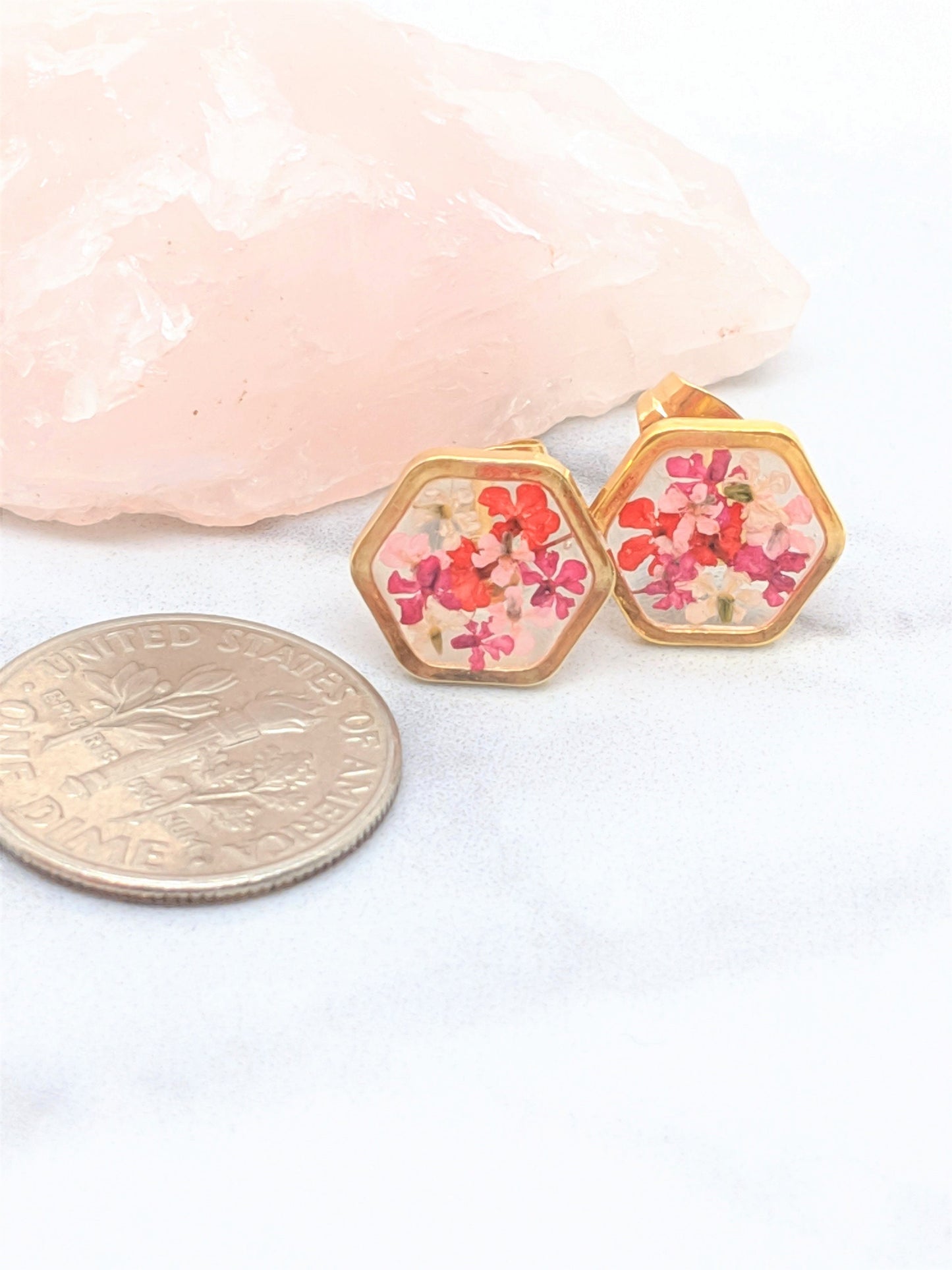Pressed Flower Earrings 24K Gold Plated Hexagon Stud Earring, Magenta, Red, Fuchsia, Light Pink, Pressed Flower Jewelry, Dry Flower Posts