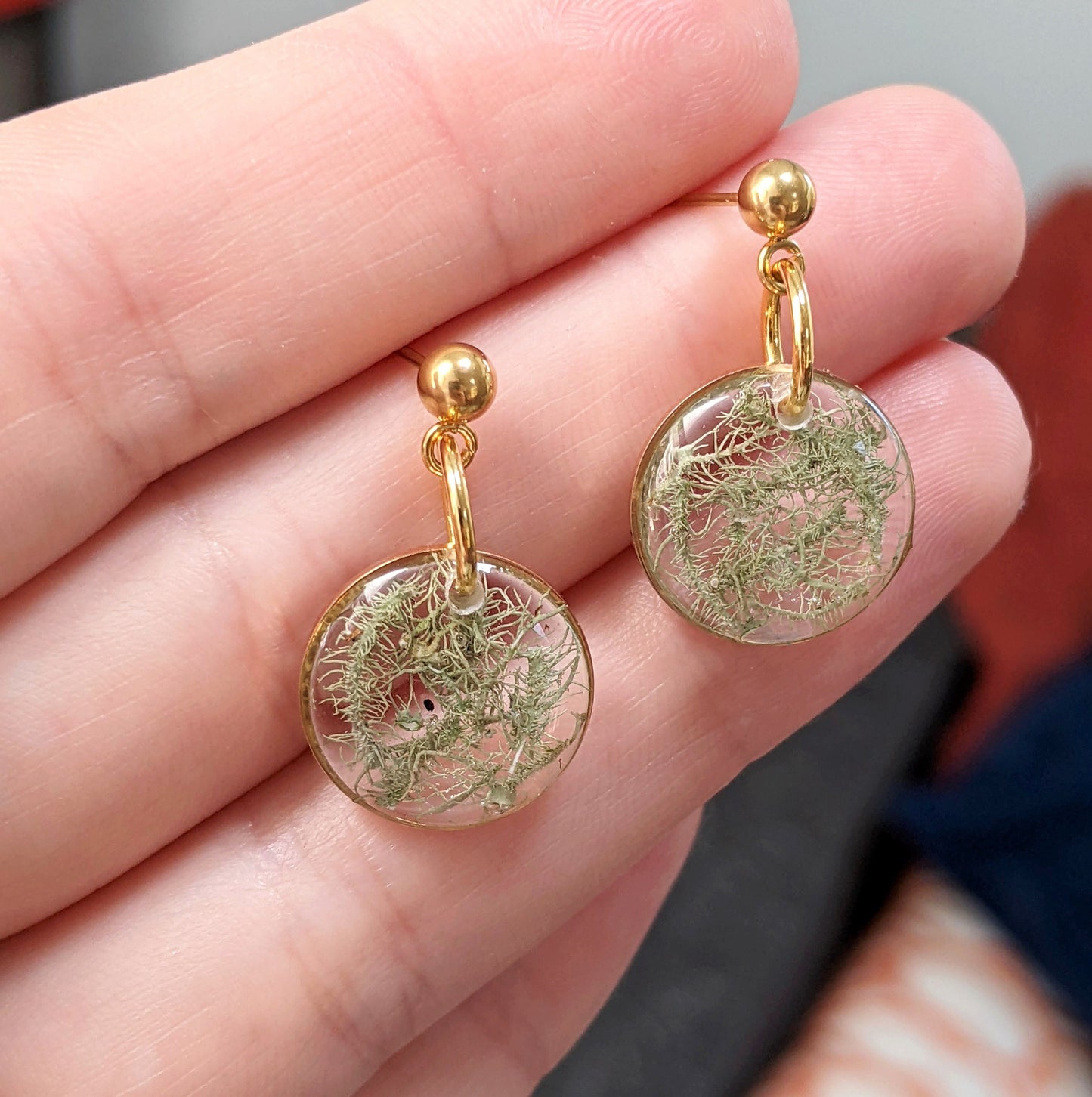 Moss earrings, real forest moss jewelry, plant dangles, nature jewelry for women, handmade resin gift, unique, terrarium studs, natural gift