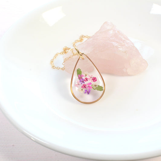 Custom birth month pressed flower bouquet necklace, unique gift for her, family garden resin jewelry personalized handmade botanical pendant