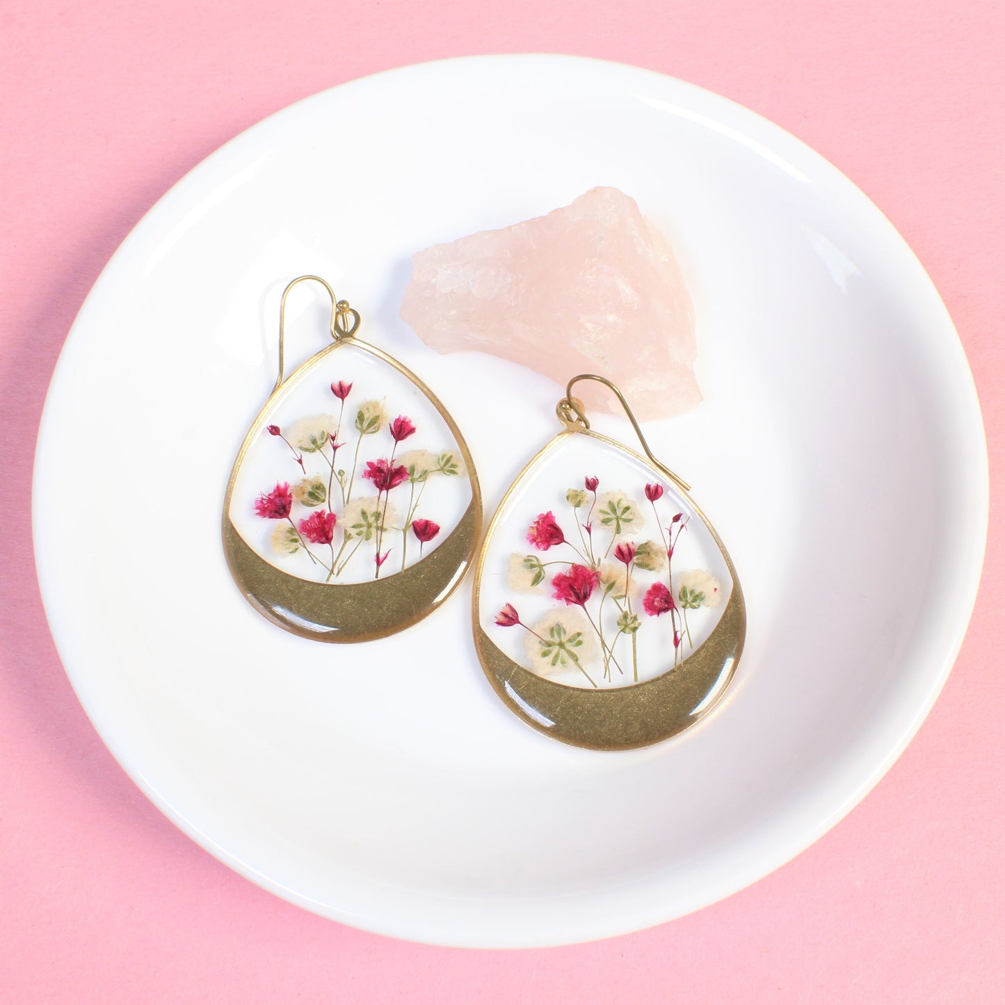 Large pressed flower dangle earrings, white and deep pink baby's breath, lightweight, gypsophila earrings, handmade resin flower jewelry