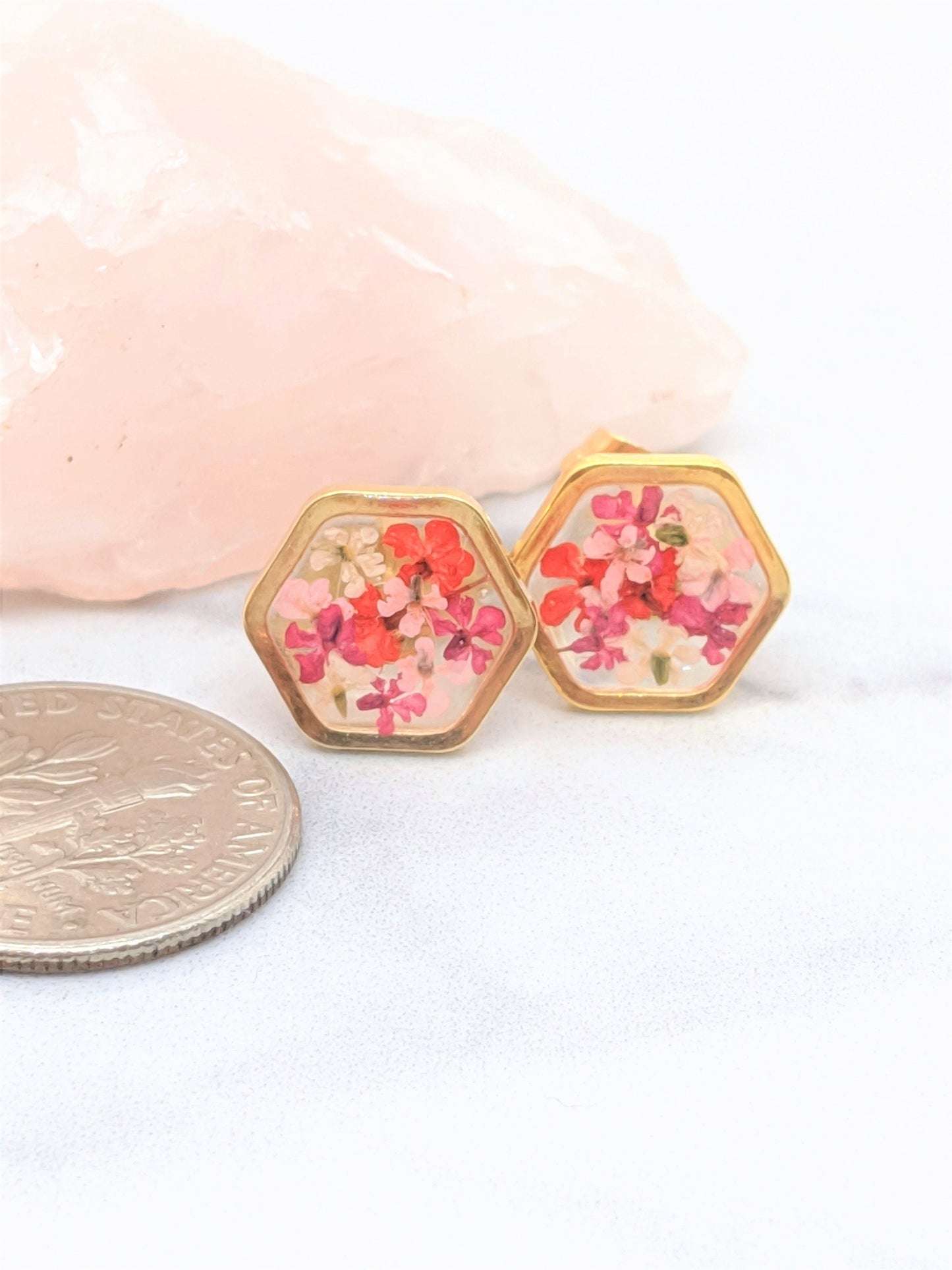 Pressed Flower Earrings 24K Gold Plated Hexagon Stud Earring, Magenta, Red, Fuchsia, Light Pink, Pressed Flower Jewelry, Dry Flower Posts