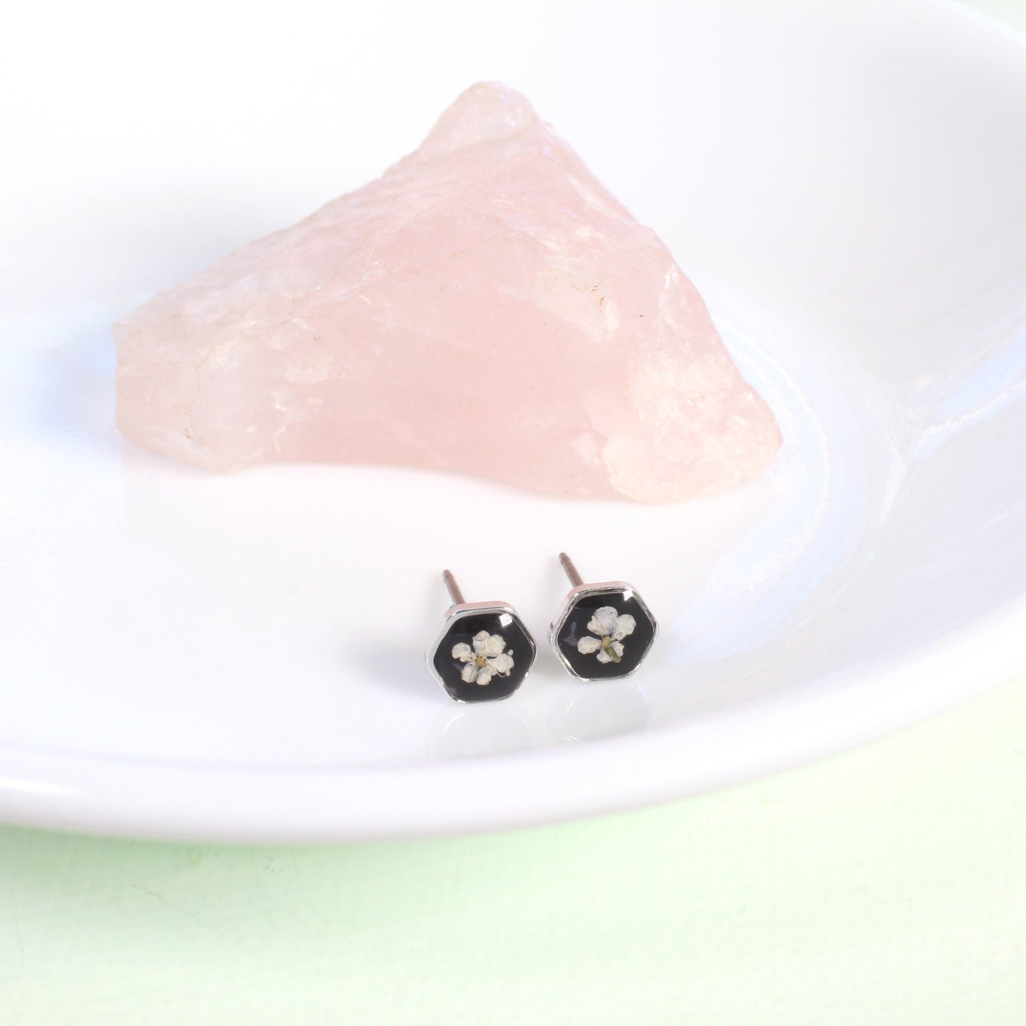 Tiny real pressed flower earrings, Gold hexagons, white, black, minimalist studs, pressed flowers, titanium posts, handmade resin jewelry