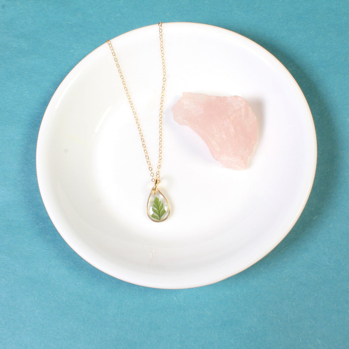 Real fern necklaces, plant jewelry, leaf pendant, nature jewelry, resin, teardrop, real fern leaves, pressed flower jewelry, handmade, green