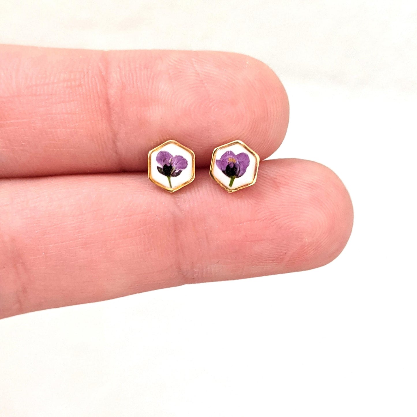 Teeny tiny gold pressed flower earrings, hexagon titanium studs, botanical plant jewelry, nature lover gift, dry flower resin posts, purple