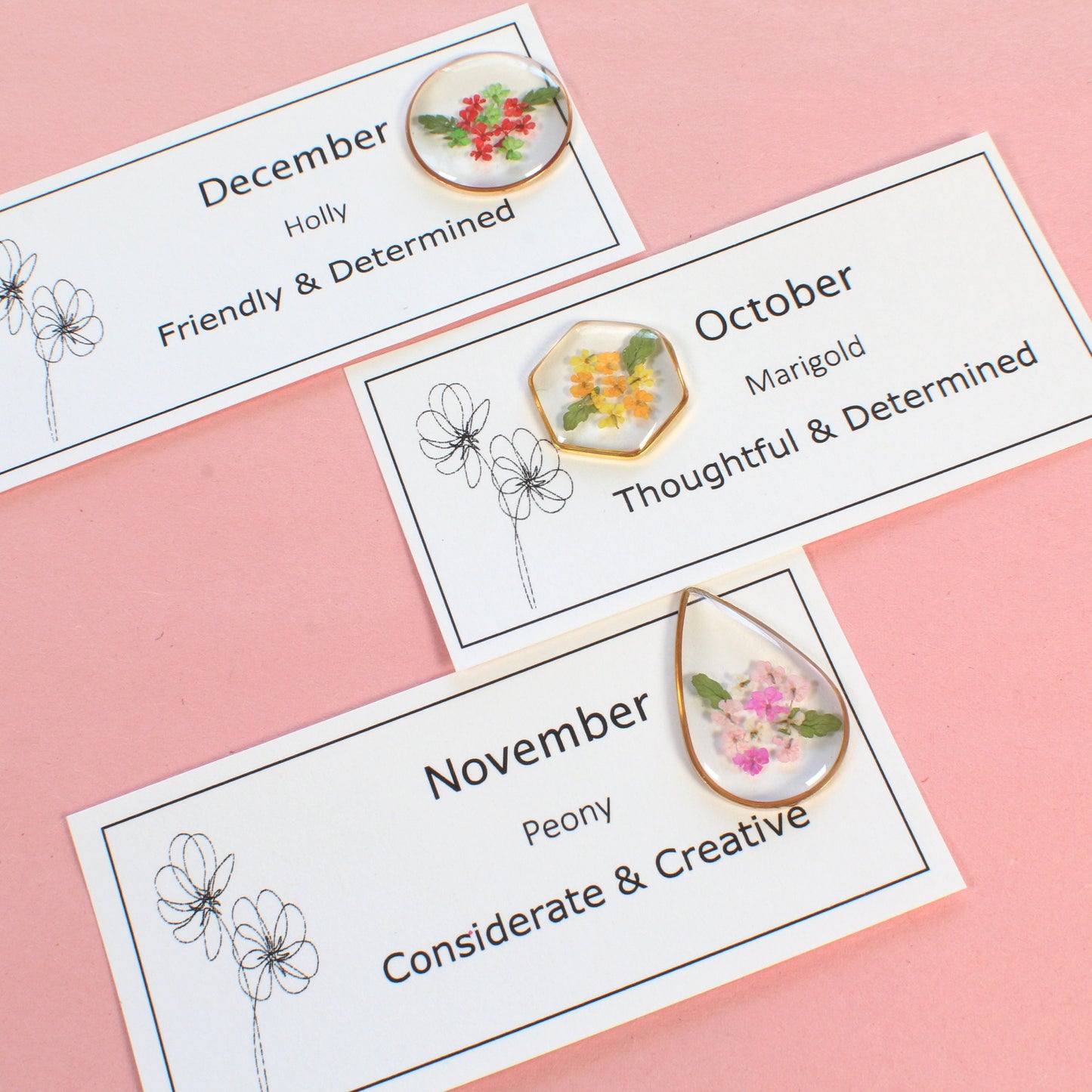 Custom birth month pressed flower bouquet necklace, unique gift for her, family garden resin jewelry personalized handmade botanical pendant