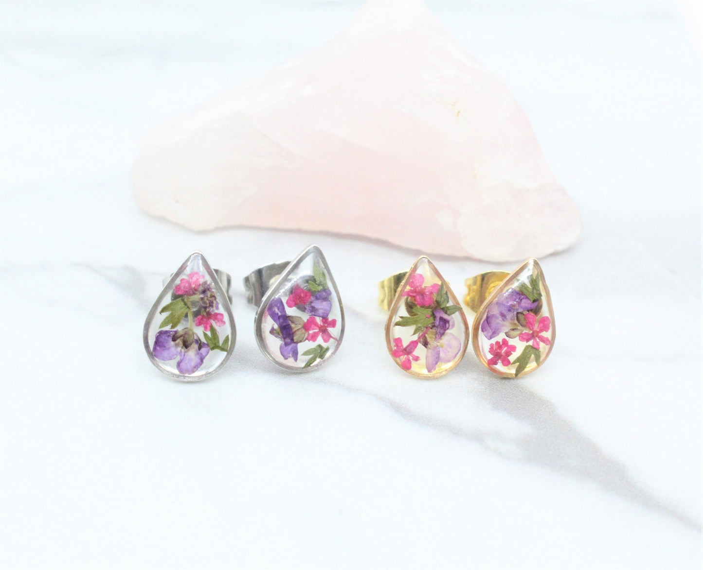 Pressed Flower Studs, Wildflower Posts, Real Flower Jewelry, Resin Earrings, Pressed Flower Jewelry, Titanium Earrings, Nature studs