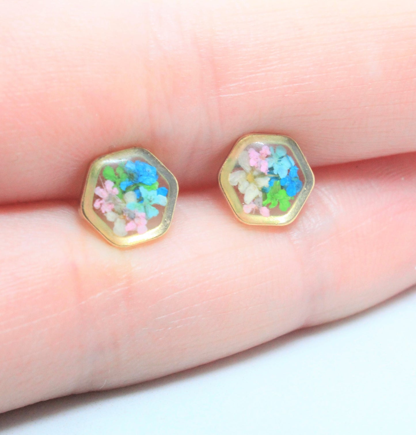 Tiny Pressed Flower Earrings, Gold Hexagon Stud, Minimalist Post, Small Green Pressed Flower Jewelry, Real Flower Jewelry,Pressed Flower