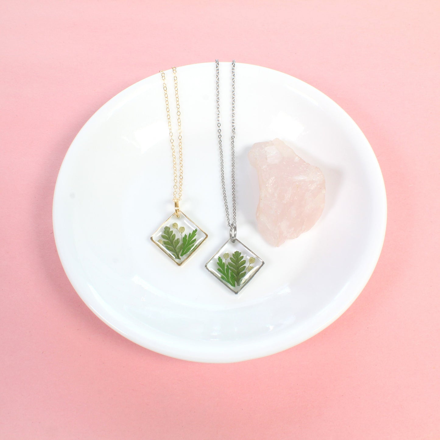 Pressed fern necklace, real green leaves in resin, handmade jewelry, nature lover gift, forest pendant, square, hiker, gardener, woodland