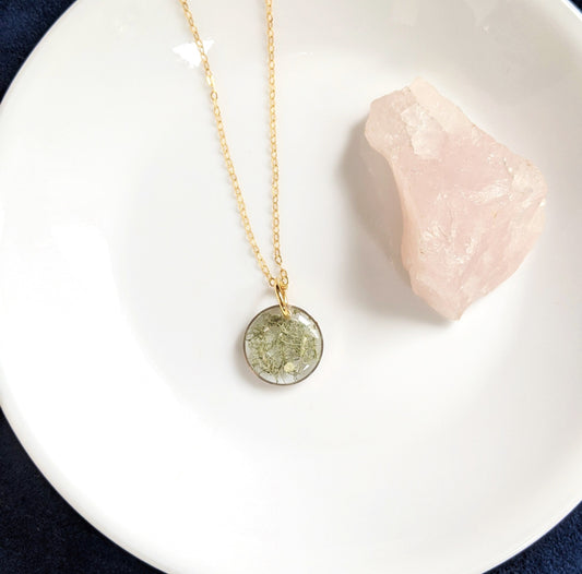Small moss necklace, real forest moss resin pendant, handmade plant nature jewelry, terrarium, natural, unique, botanical, wanderlust green