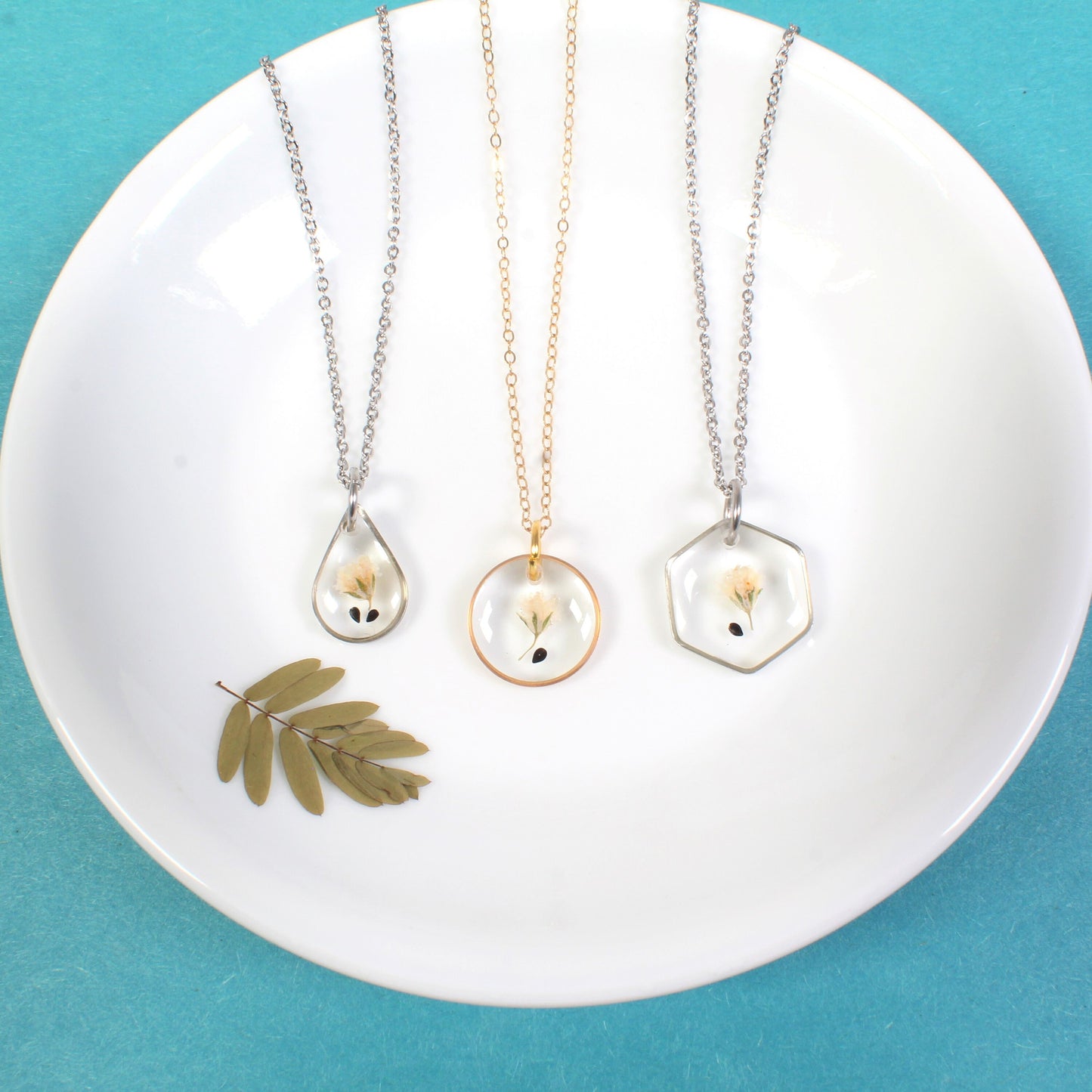 Small teardrop forget-me-not seed necklace with baby's breath, handmade gift for loss, grief, remembrance, miscarriage, forget me not seed