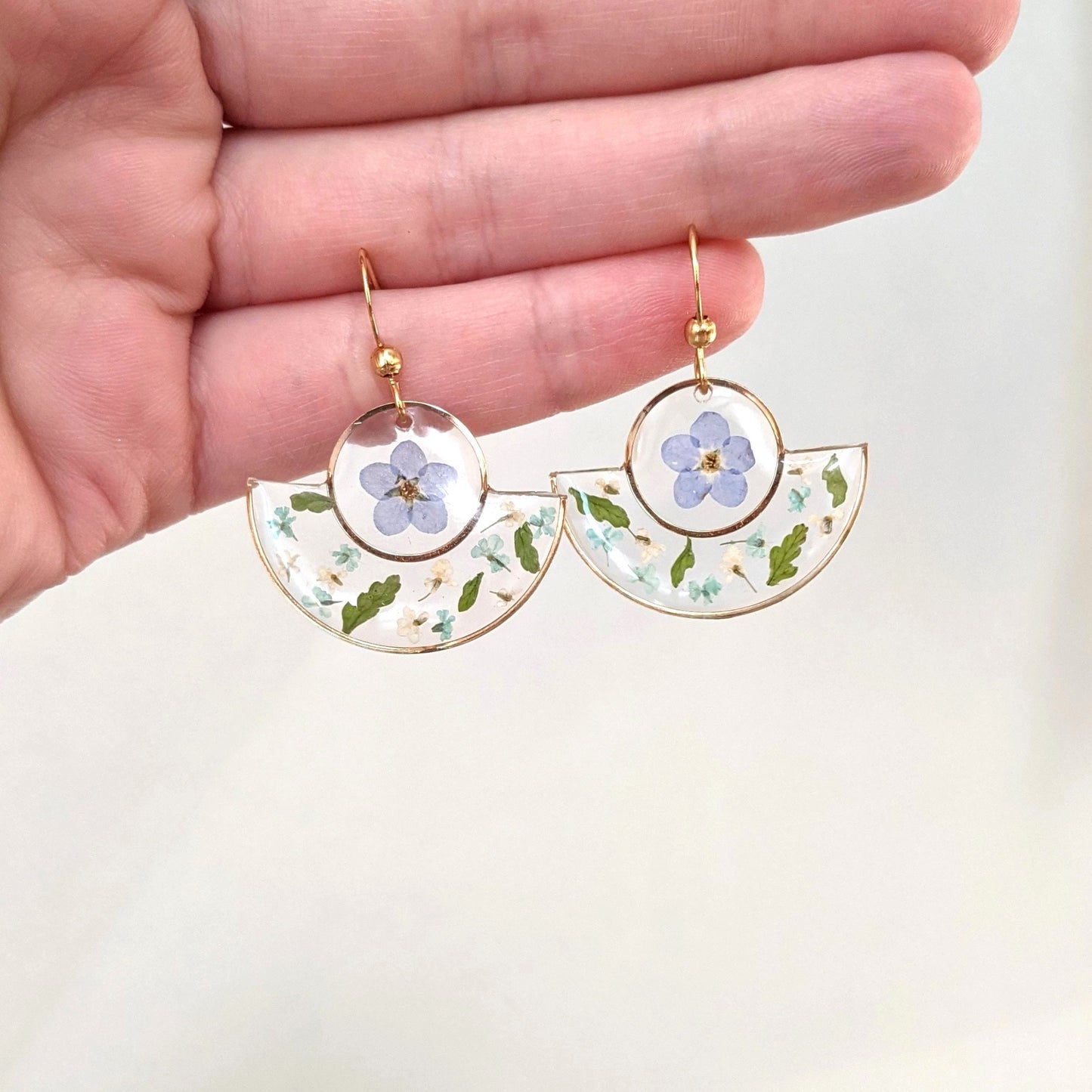 Geometric Pressed Flower Resin Dangle Earrings with Forget-me-nots