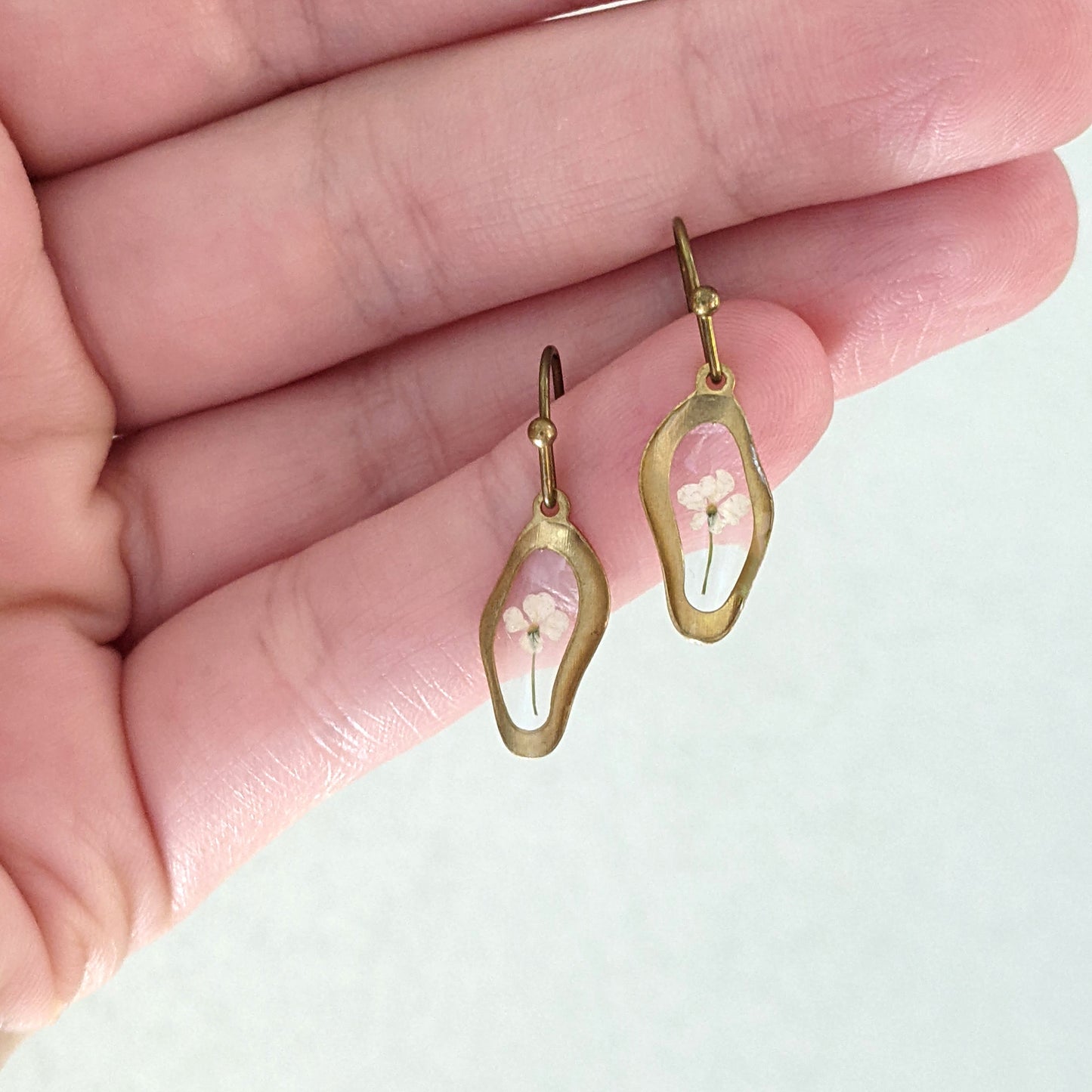 Pressed flower earrings, tiny Queen Anne's Lace dangles, small wavy dried flower earrings, dainty, minimalist, handmade wildflower jewelry