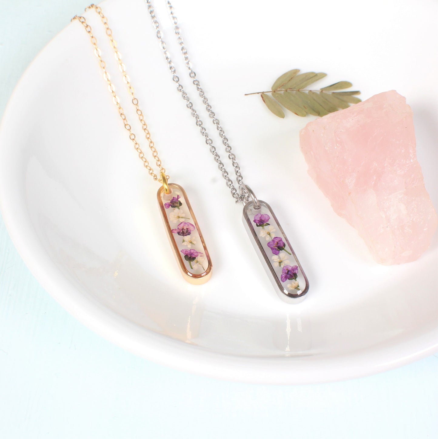 Pressed flower necklace, Dainty Oval Bar, Small Purple and White Dried Flowers in Resin, Delicate, Silver, Nature, Handmade botanical