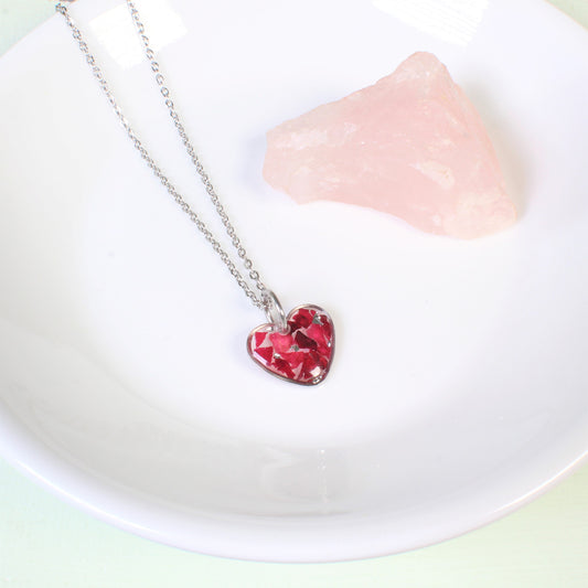 Heart Necklace, Rose Petals in Resin, Gold, Silver, Pressed Flower Jewelry Set, Stud Earrings, Dried Flowers, Mother's Day Gift for Her