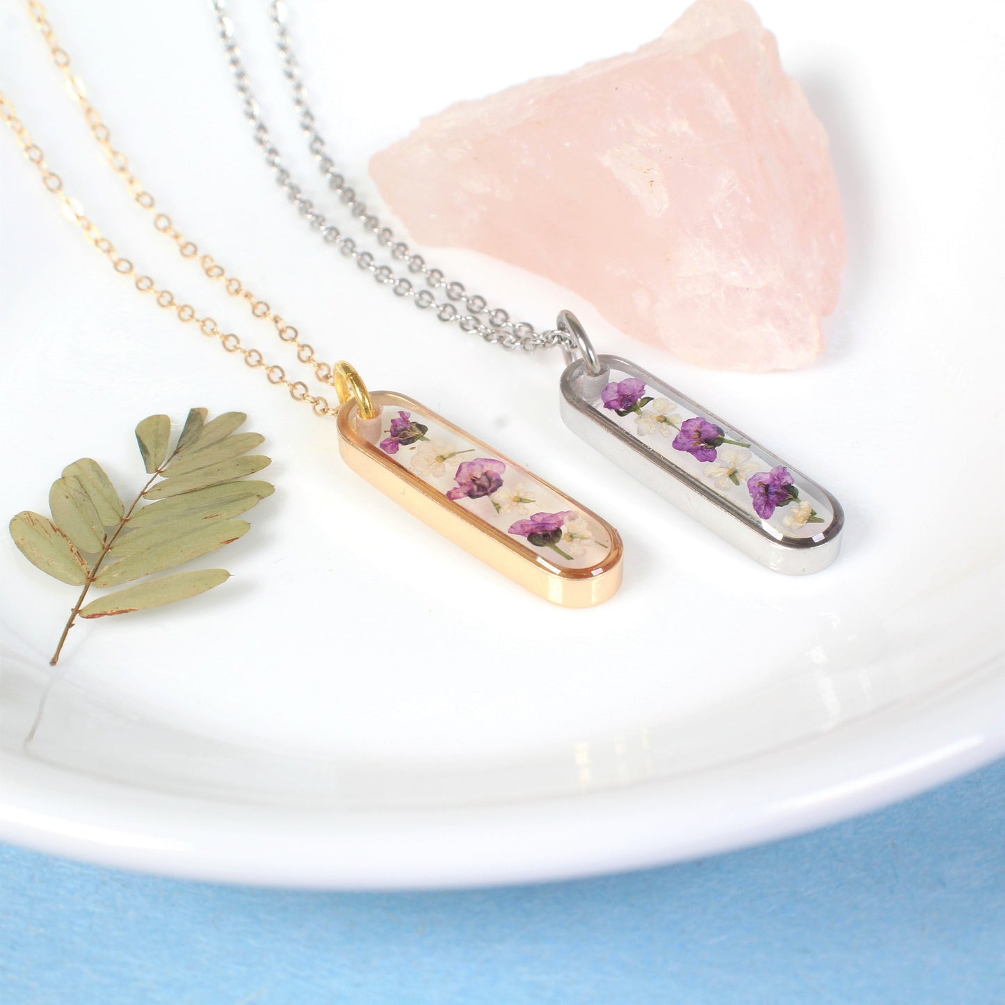 Pressed flower necklace, Dainty Oval Bar, Small Purple and White Dried Flowers in Resin, Delicate, Silver, Nature, Handmade botanical