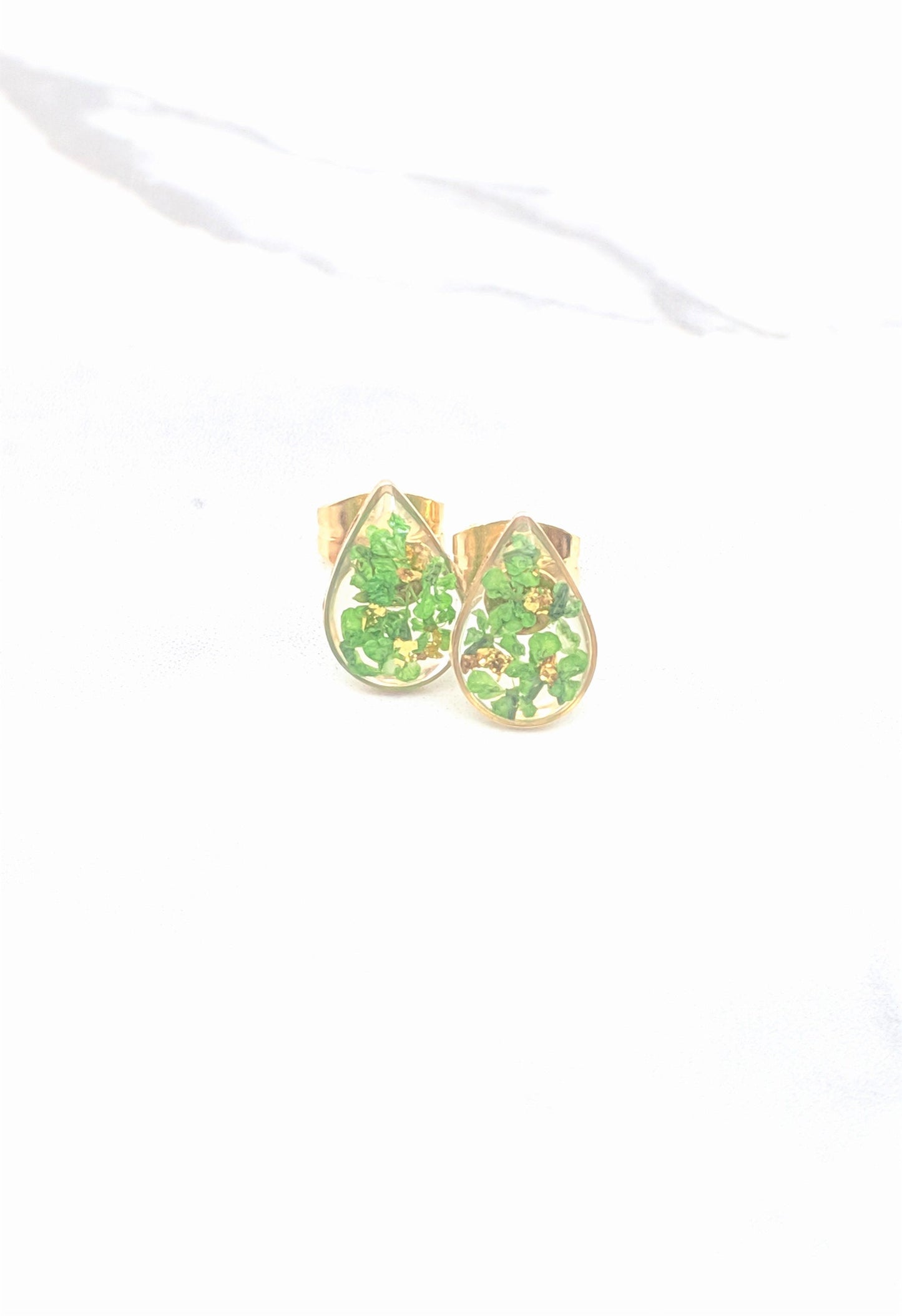 Real Pressed Flower Earrings, Emerald Green & Gold Teardrop Studs, Wildflower Post Earrings, Pressed Flower Jewelry, Green Pressed Flower