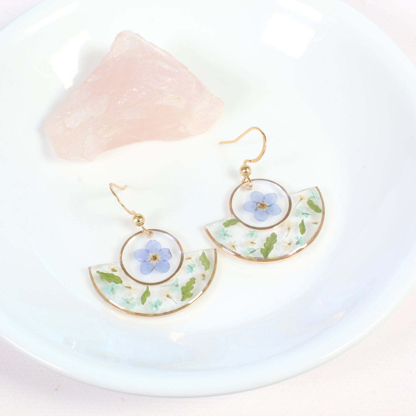 Geometric Pressed Flower Resin Dangle Earrings with Forget-me-nots